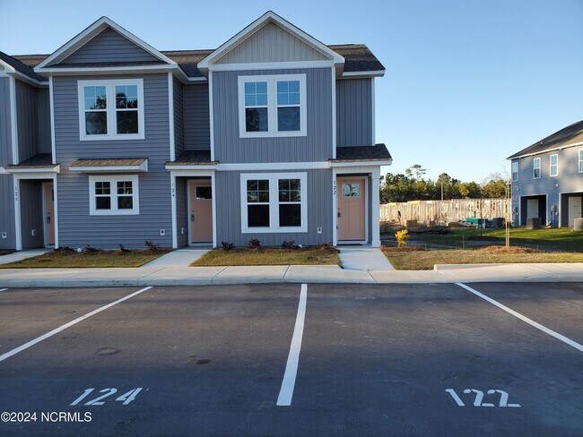 Building Photo - 122 Smallwood Rd