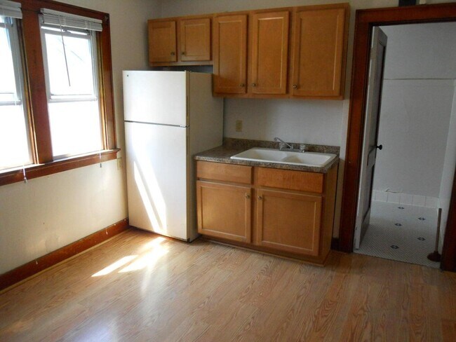 Building Photo - 2909 N 52nd St