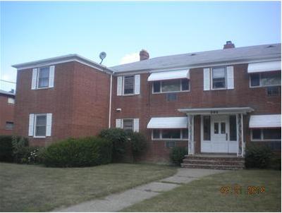 Primary Photo - 893 S Green Rd
