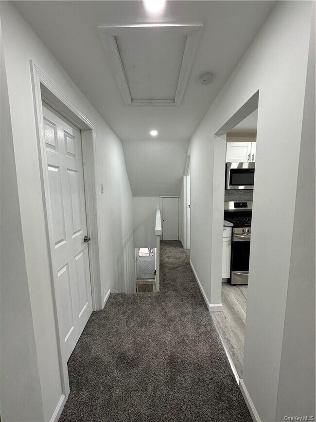 Foto del edificio - 57 Hunt Ave