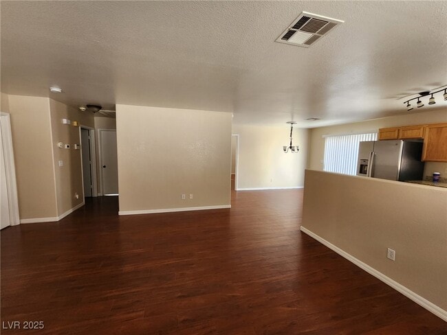 Building Photo - 5012 River Splash Ave