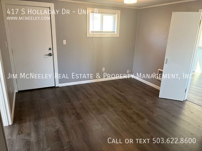 Building Photo - 417 S Holladay Dr