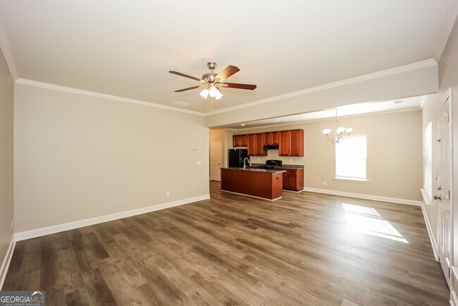 Foto del edificio - 5179 Howell Ct