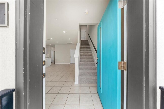 Building Photo - 9015 Cattle Baron Path