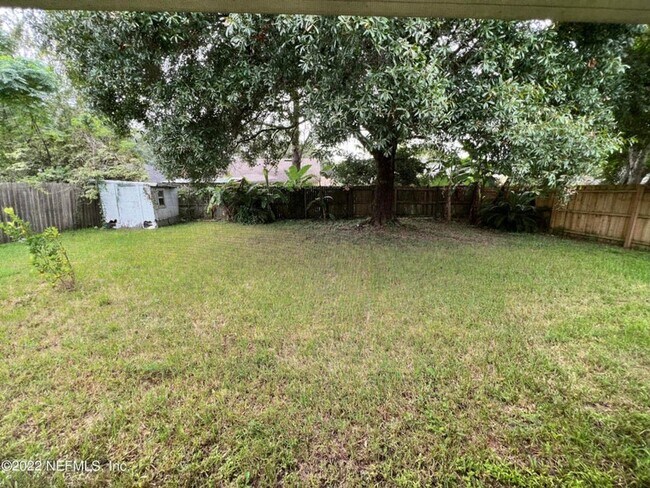 Foto del edificio - Great location