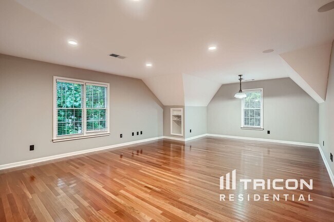 Building Photo - 5483 Brookstone Dr NW