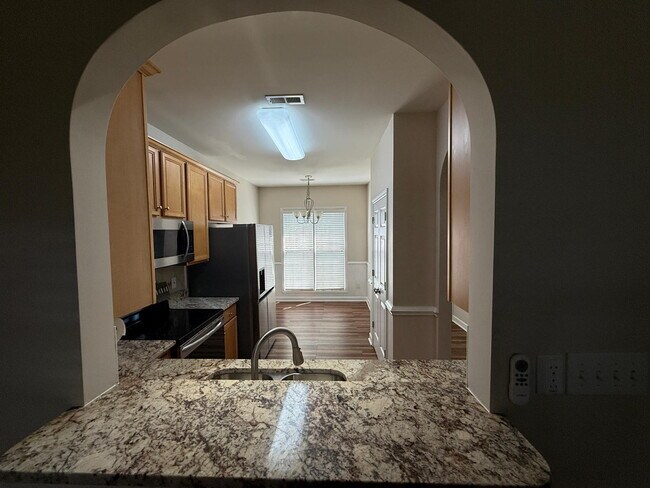 Foto del edificio - 305 Sugar Maple Ave
