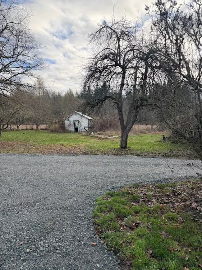 Foto del edificio - Spacious, clean, updated home ready now!