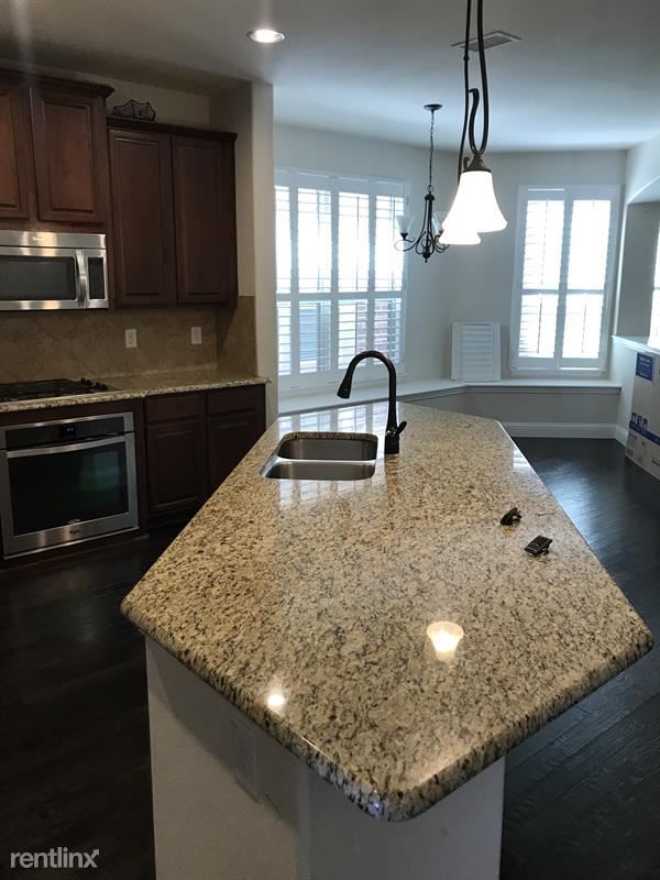 Foto del edificio - 4 br, 3.5 bath House - 6828 Swallow Ln UNIT