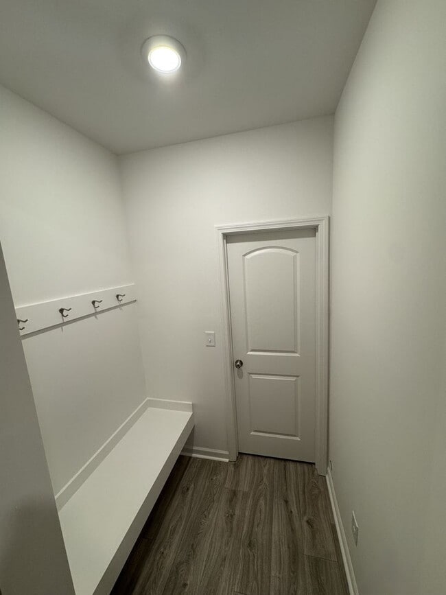Building Photo - Almost New 3 Bedroom Home in York SC