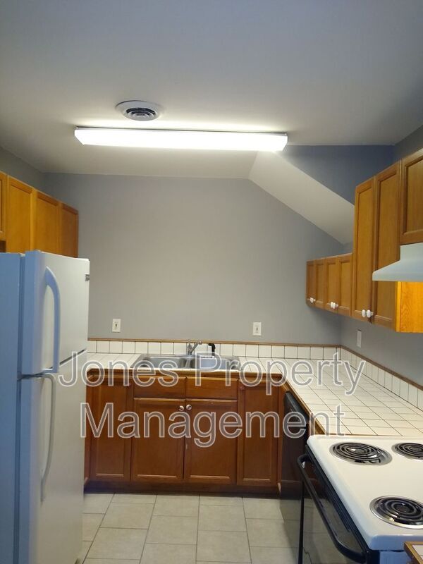 Building Photo - 316 N Key St