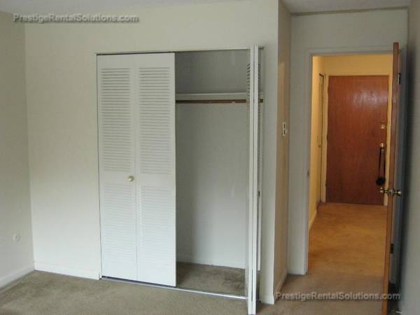 Foto del edificio - 66 Mayflower Ave