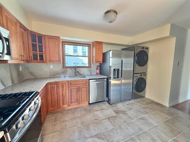 Foto del edificio - 406 5TH St