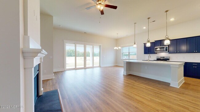 Foto del edificio - 500 Edgewater Wy