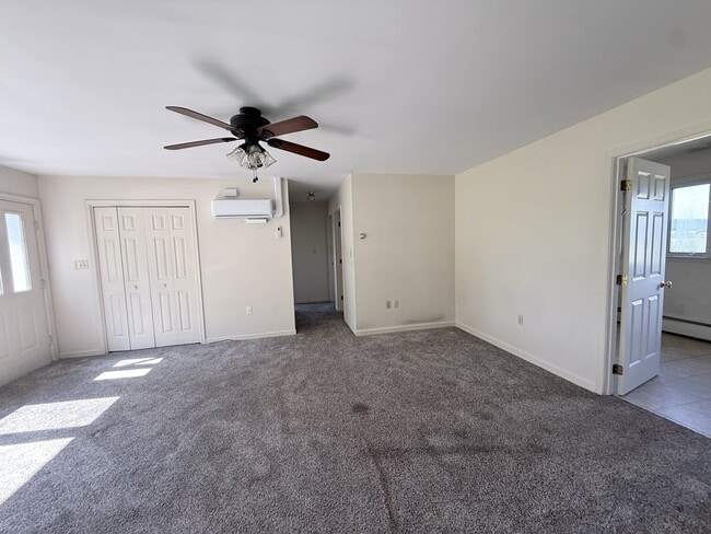 Building Photo - 90 Boyer Rd