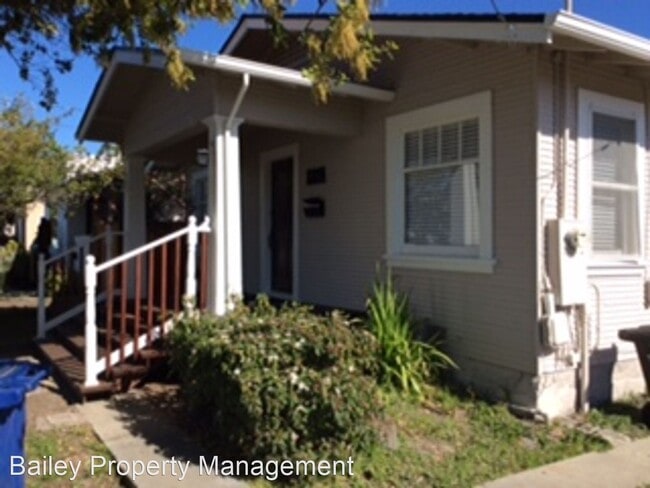 Building Photo - 2 br, 1 bath House - 1214 Bay Street