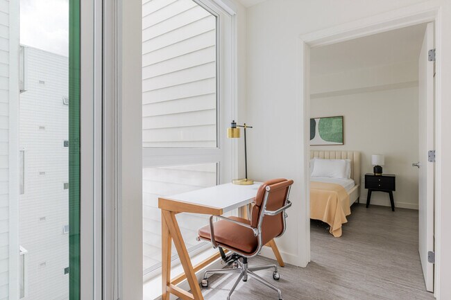 Foto del edificio - 2150 Kittredge St