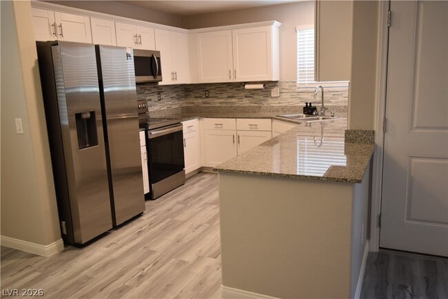 Foto del edificio - 12107 Azure Gate Rd