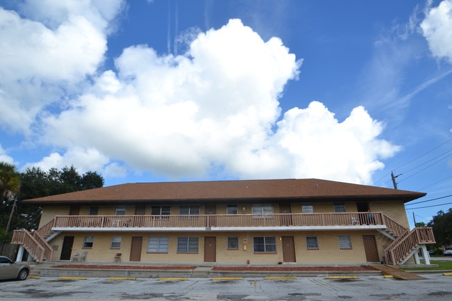 Foto del edificio - 1800 South St