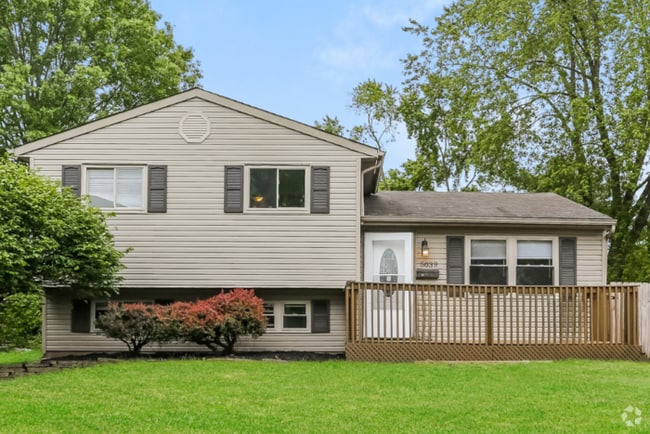 Building Photo - 5039 Albany Dr