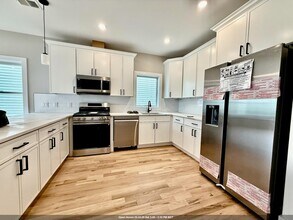 Building Photo - 12 Terhune Ave