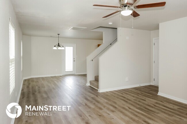 Foto del edificio - 171 Cloverbrook Dr