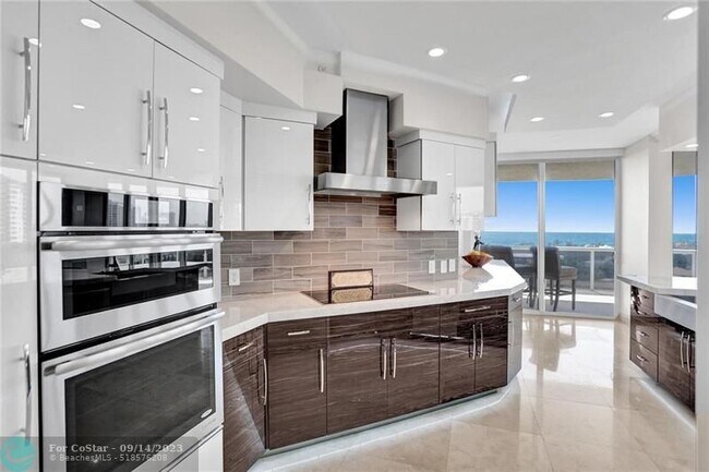 Building Photo - 3100 N Ocean Blvd