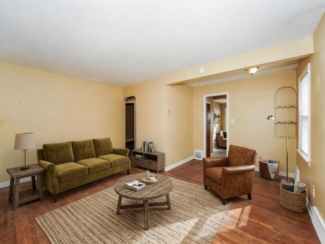 Foto del edificio - 3989 E 177th St