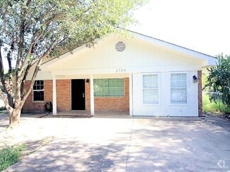 Building Photo - 2709 Fir Ave