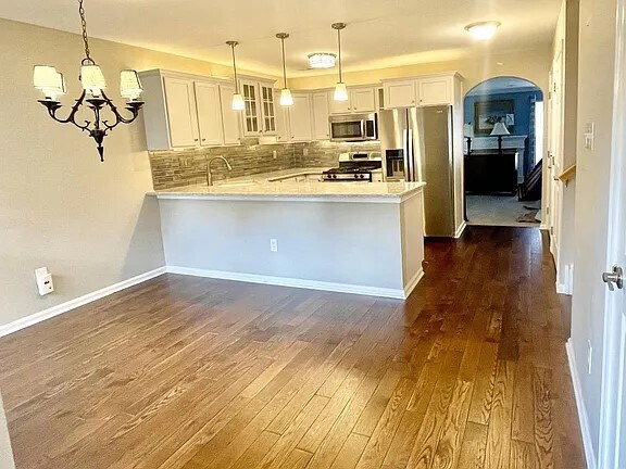 Cocina remodelada - 128 Bellwood Ct