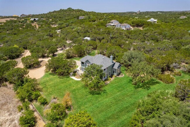 Building Photo - 14425 Evergreen Cove