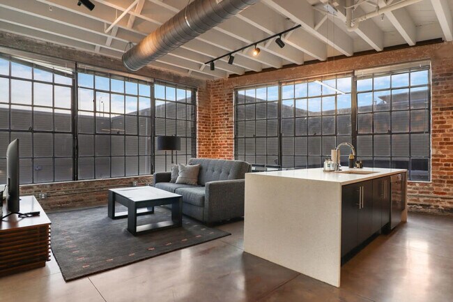 Foto del edificio - 822 Howard Ave