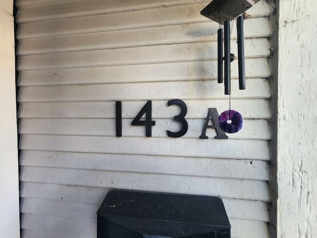Building Photo - 143 9th St