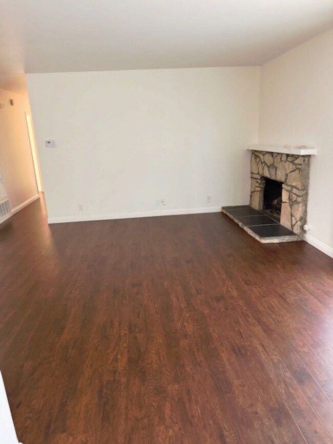 Foto del edificio - Single Story South HB home