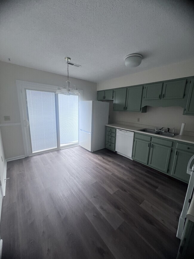 Foto del edificio - 1441 Bailey Cir