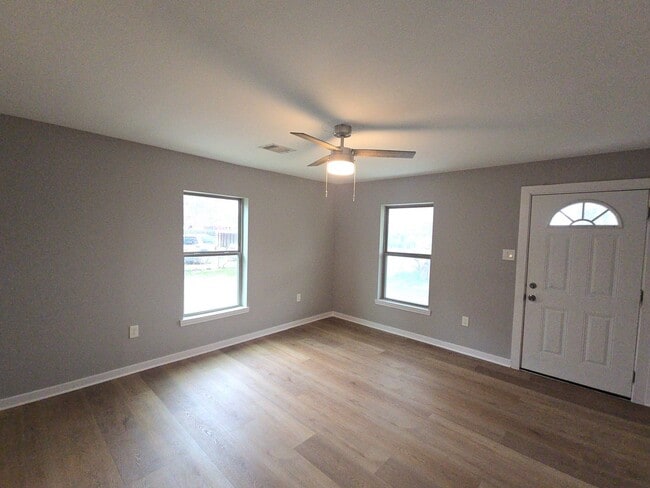 Photo - 3118 Memel St Apartment