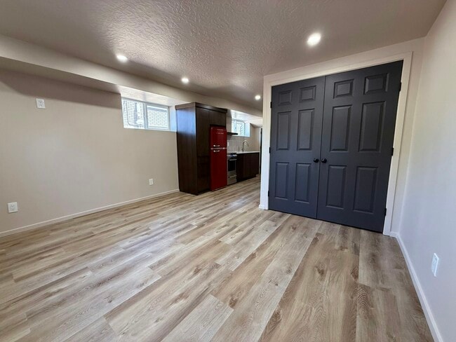 Building Photo - 1386 S 1100 E