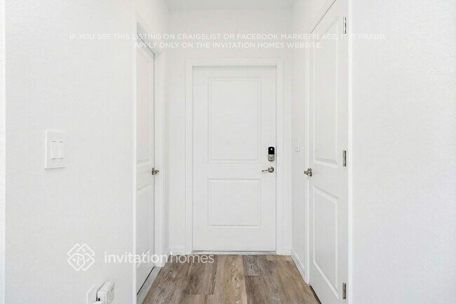 Foto del edificio - 2537 Riverfield Rd