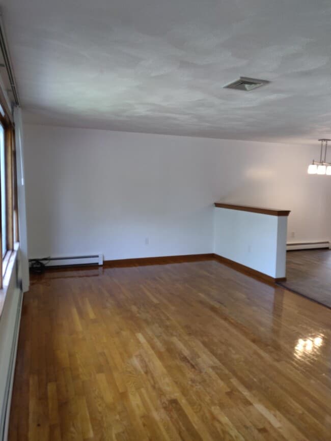 118 Pacella Park Dr, Randolph, MA 02368 Townhome Rentals in Randolph