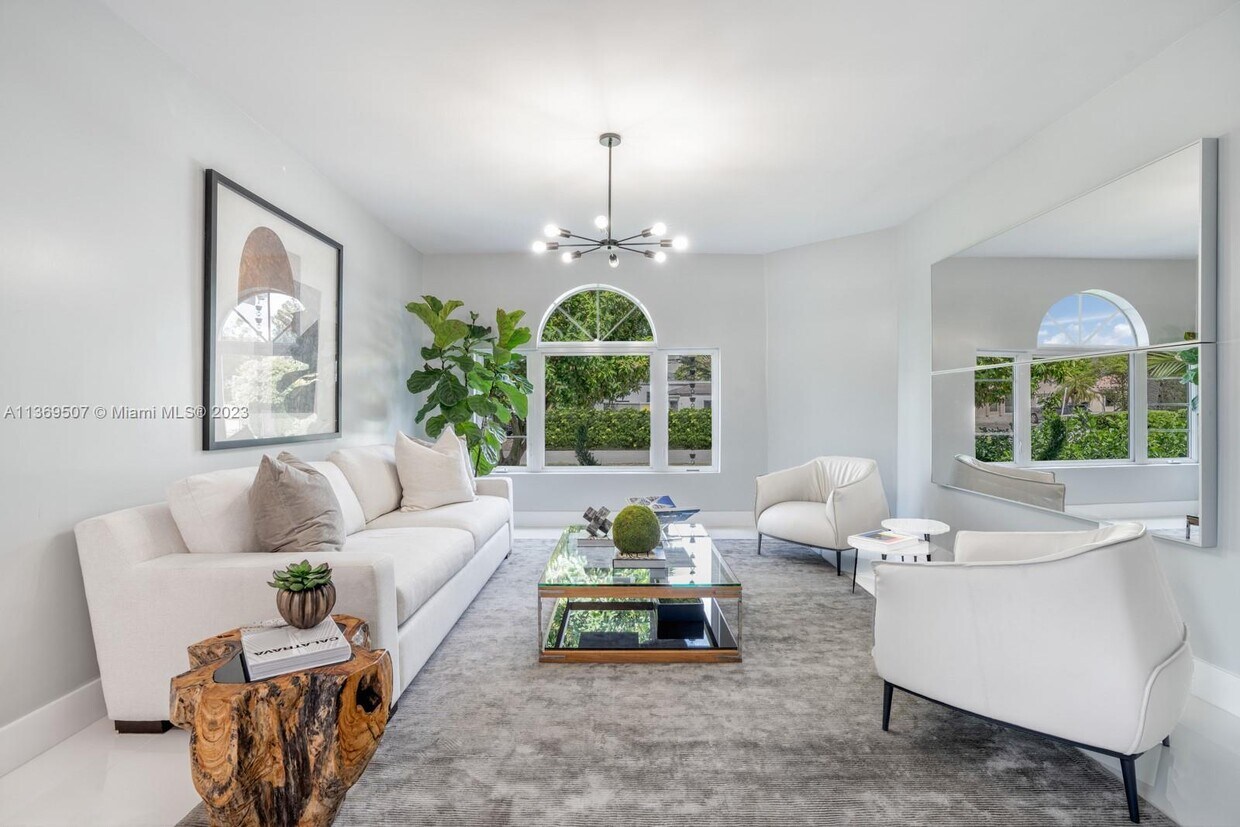 Foto principal - 1425 Lenox Ave.