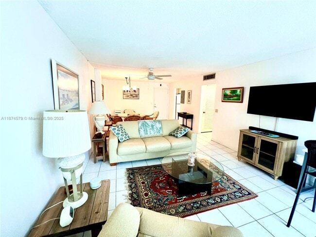 Foto del edificio - 125 S Ocean Ave