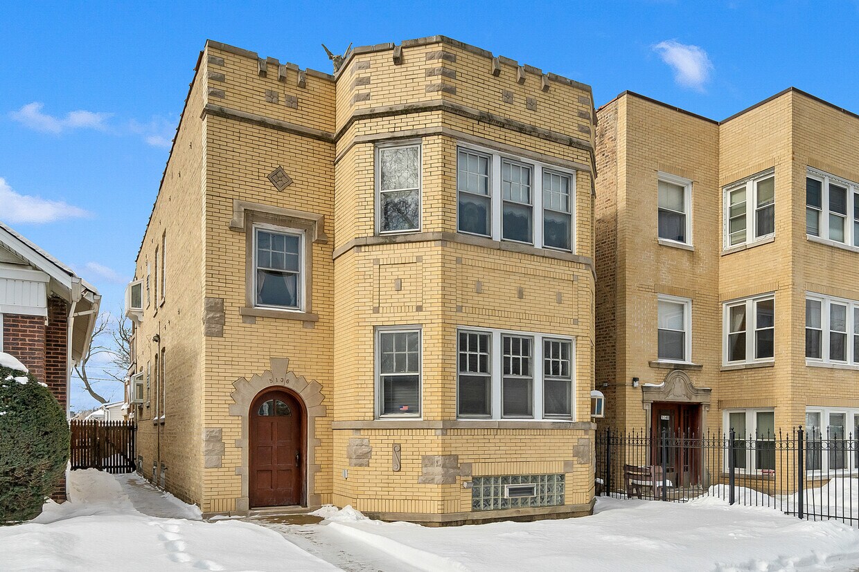 5136 N Central Park Ave, Chicago, IL 60625 House Rental in Chicago