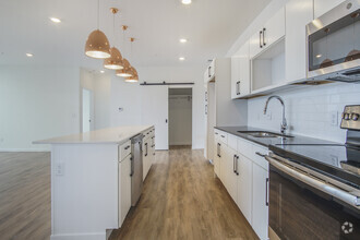 Building Photo - Nove Lofts
