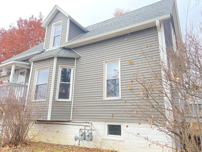 Foto del edificio - 401 Center St