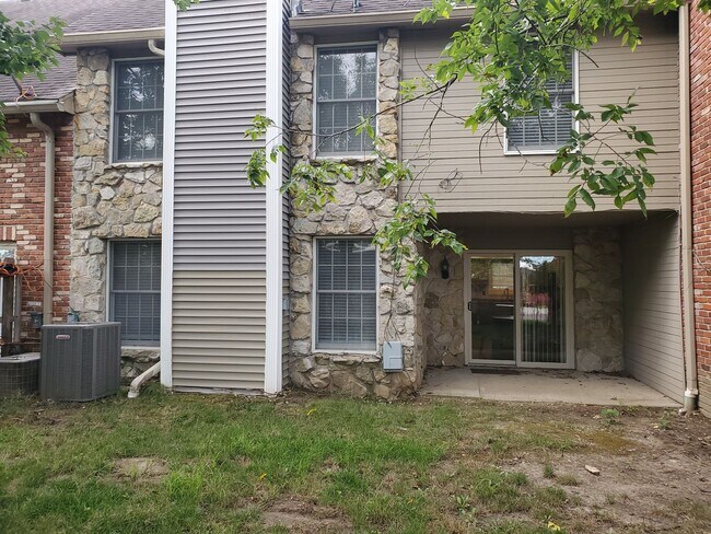 Foto del edificio - 3 bd, 2.5 ba Village South condo, great so...