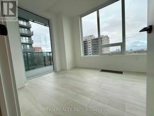 Photo du bâtiment - 127 Broadway Ave