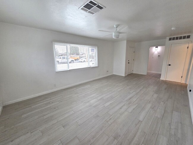 Foto del edificio - 55 N Cottage St