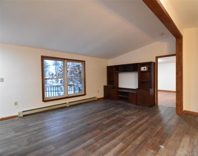 Building Photo - 22 Winslow Pl