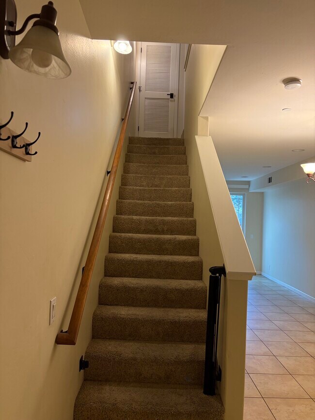 Foto del edificio - 345 Kellogg Way