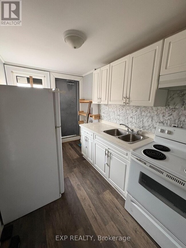 Building Photo - 50 East Avenue S